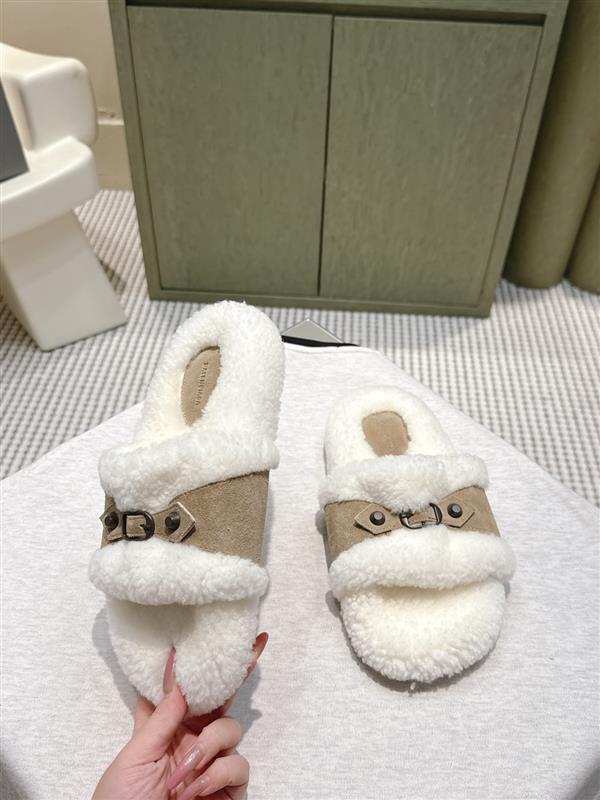 2025112818447414 240